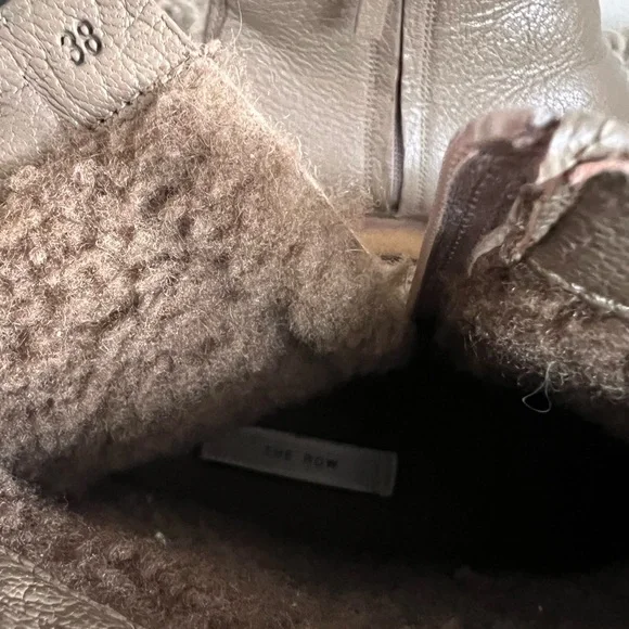 $1480 THE ROW Boris boot bootie moonstone taupe grained goatskin 38 7-7.5 - Picture 13 of 14